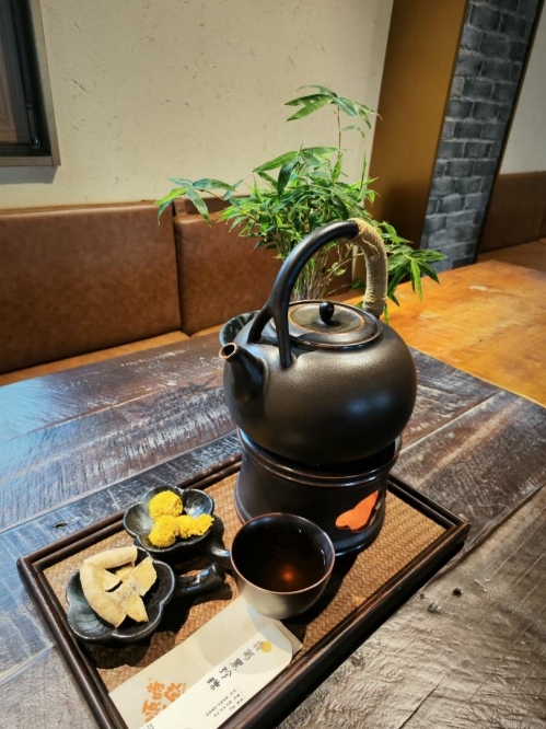 霜菊黑珍珠